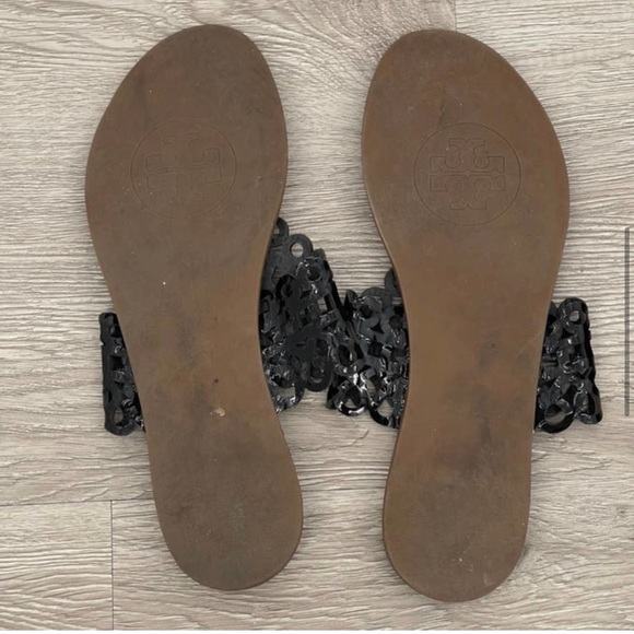 Tory Burch Davy laser cut thong sandal Black Patent Leather size 8 - Picture 6 of 9